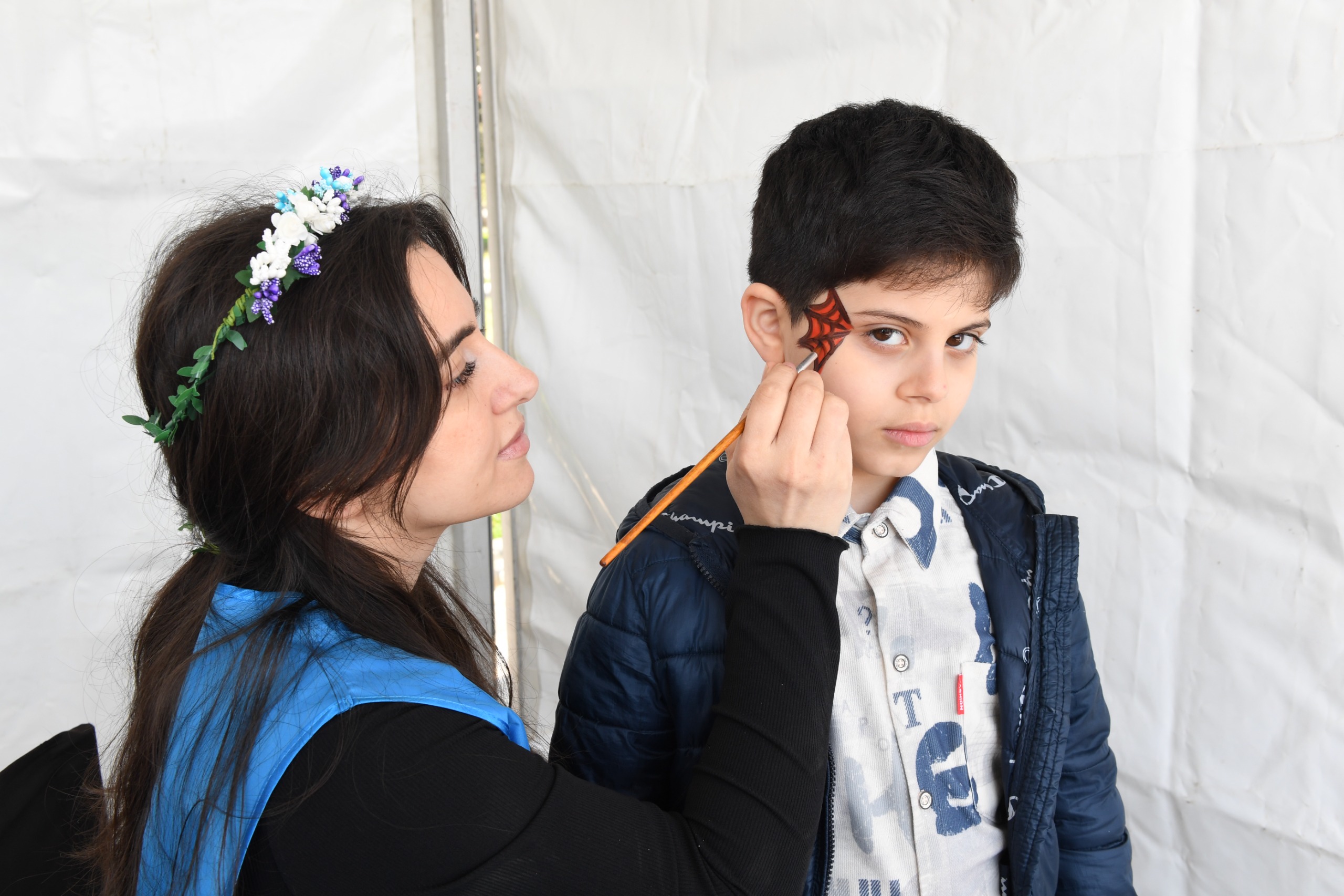 Bakıda Xəzərin suları avarçəkmə və yelkənli qayıqlarla bəzəndi (FOTO)